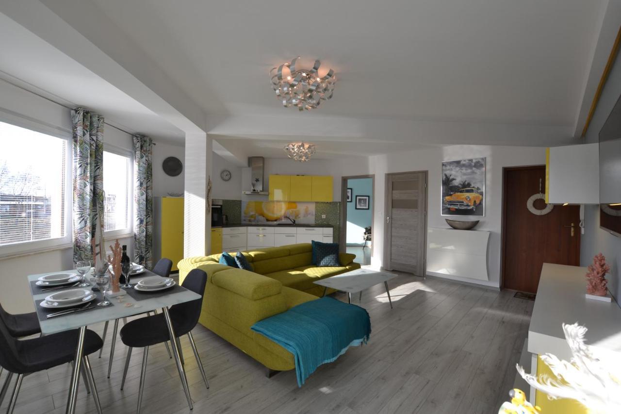 Darlowko Apartament Morski XI Дарлово Экстерьер фото