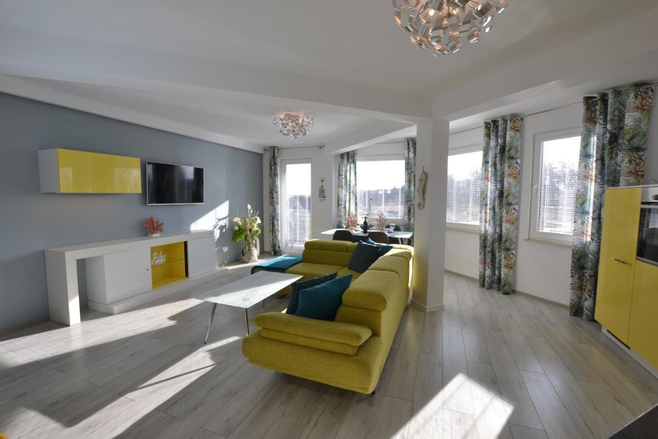 Darlowko Apartament Morski XI Дарлово Экстерьер фото